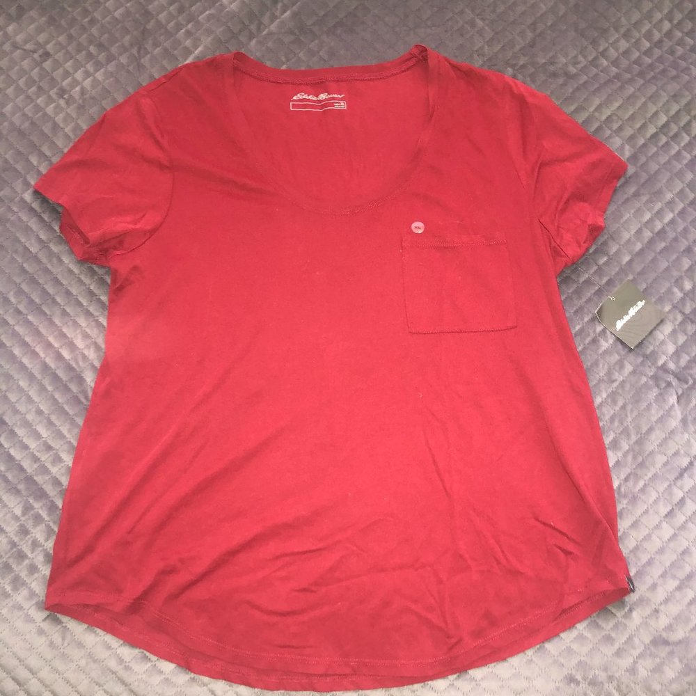 Eddie Bauer pocketed t-shirt